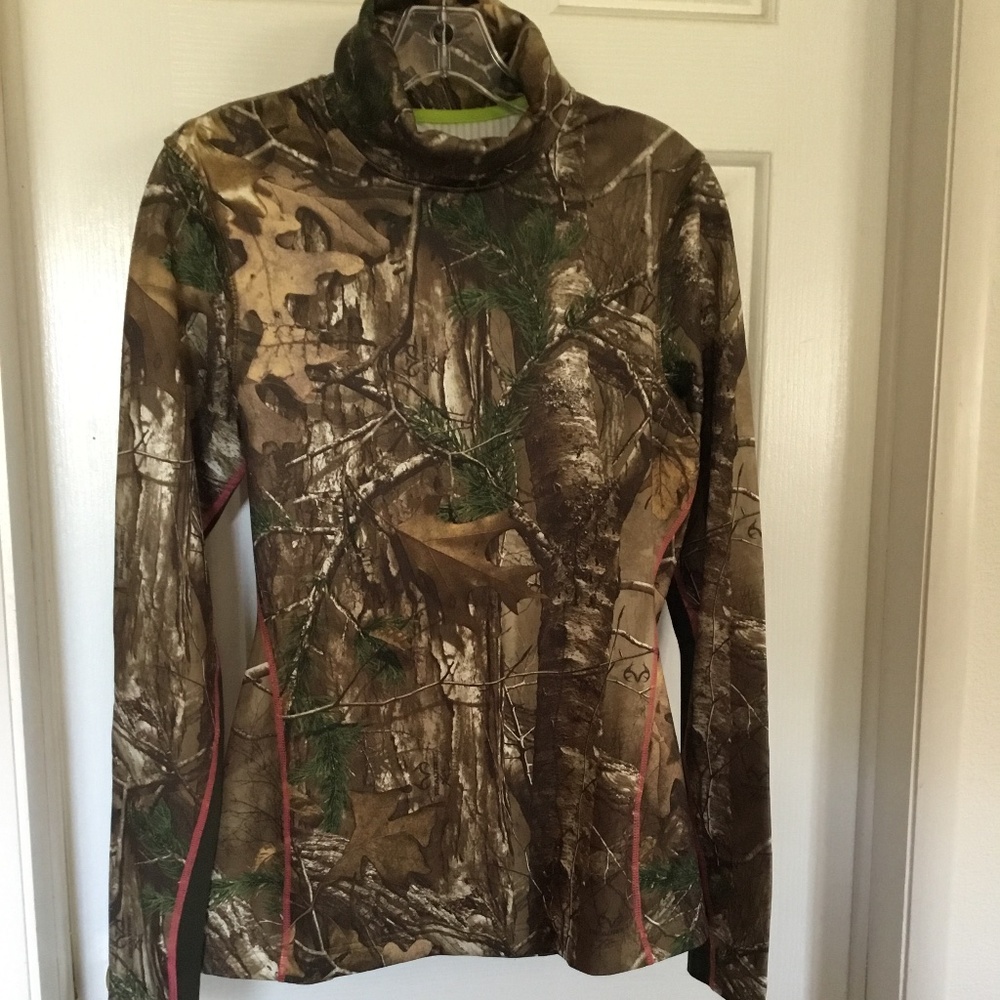 Women’s Under Armour Scent Control hunting shirt
